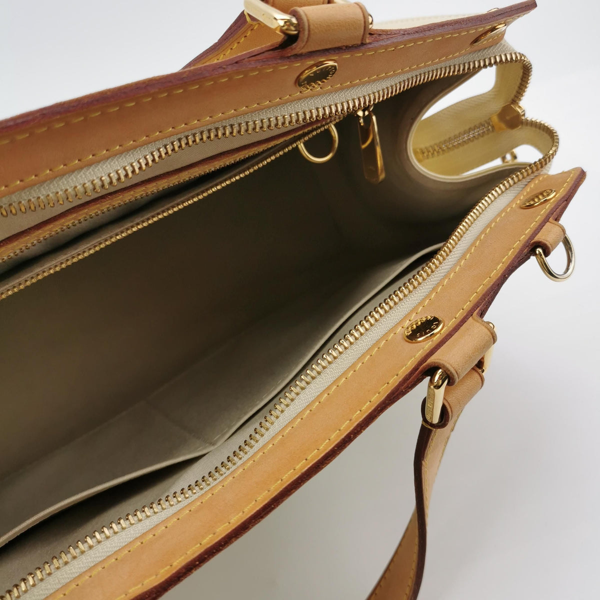 Preloved Louis Vuitton Brea Bag 250124781040719