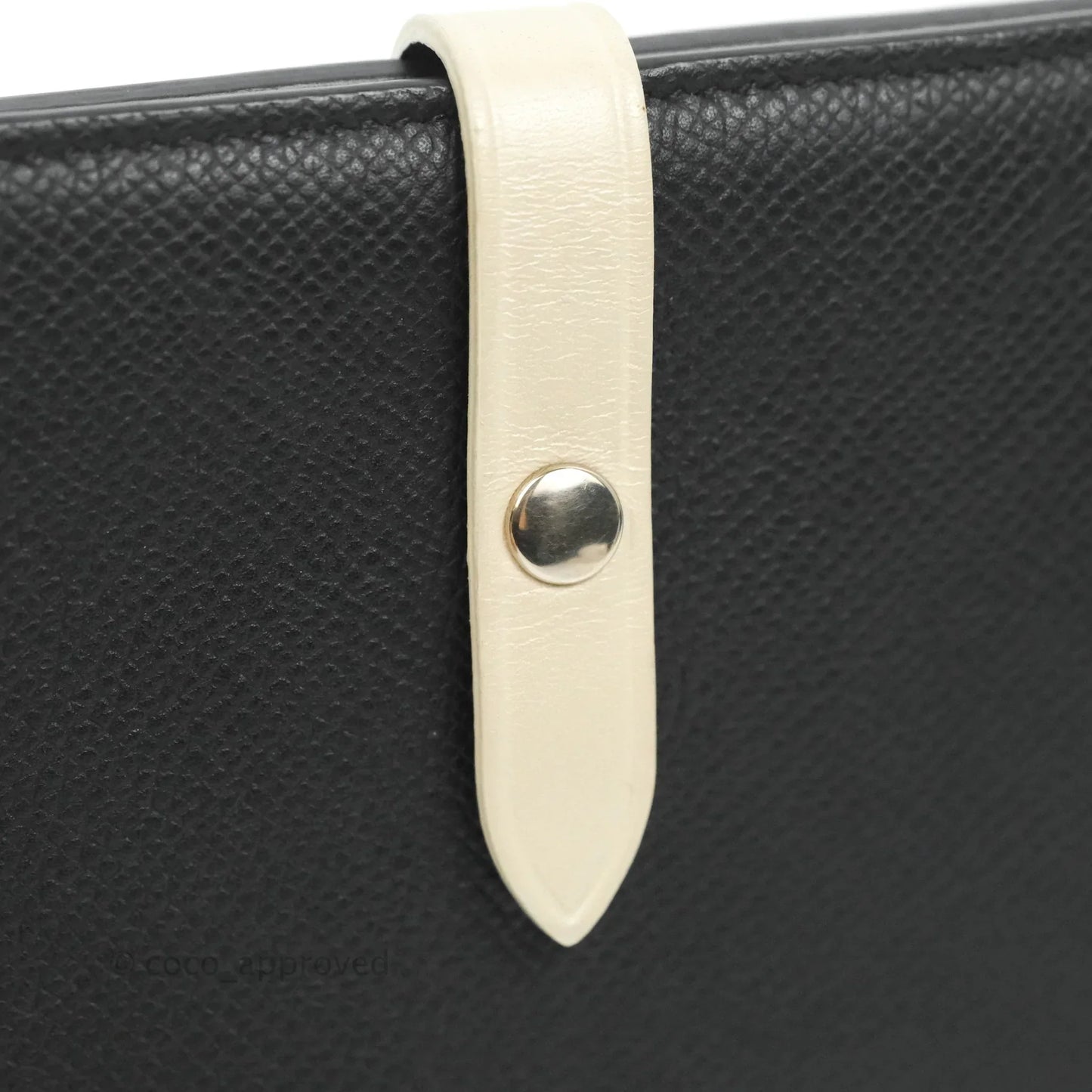 Celine Medium Strap Wallet In Grained Calfskin Black/Cream