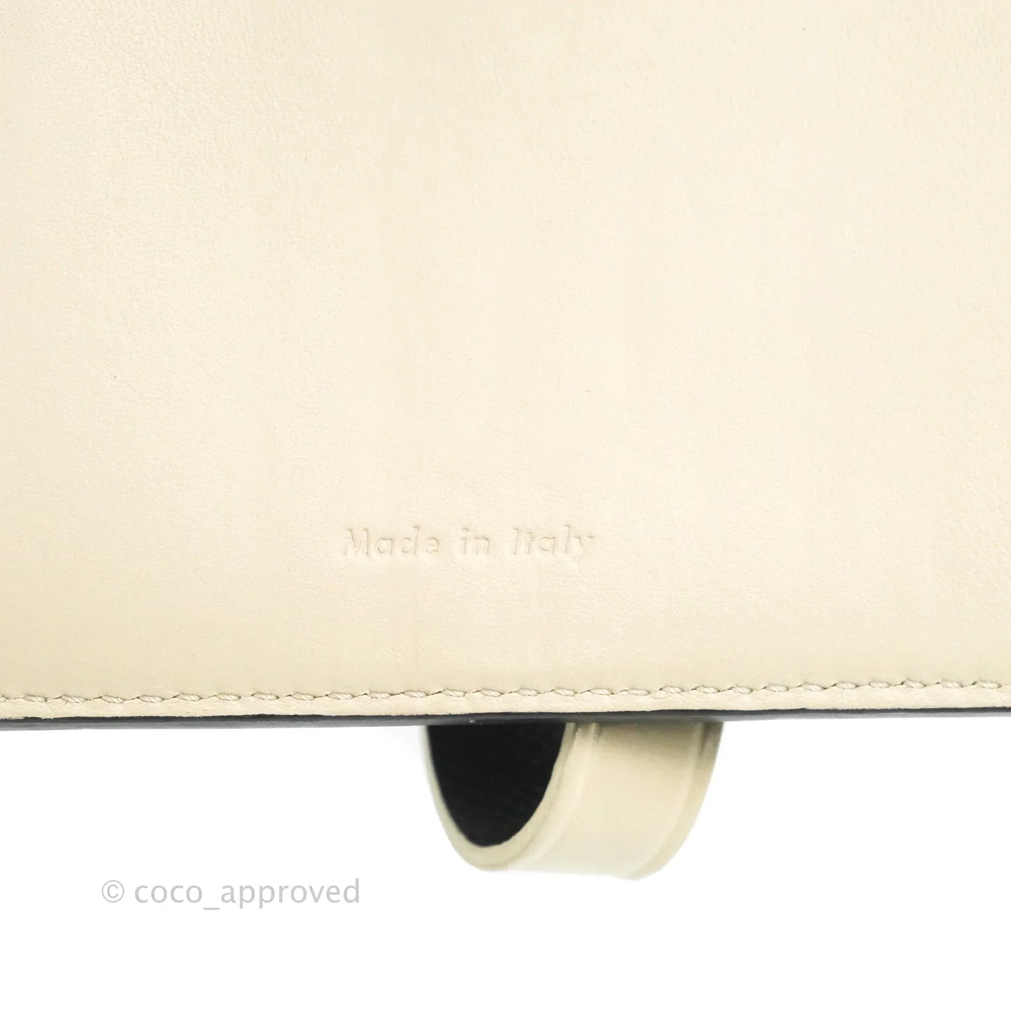 Celine Medium Strap Wallet In Grained Calfskin Black/Cream