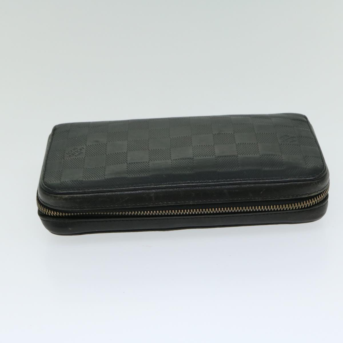 LOUIS VUITTON Zippy XL Wallet