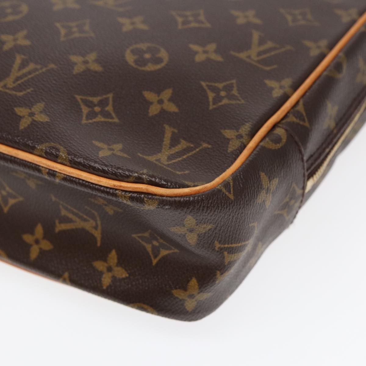 LOUIS VUITTON Porte Documents Briefcases & Attaches