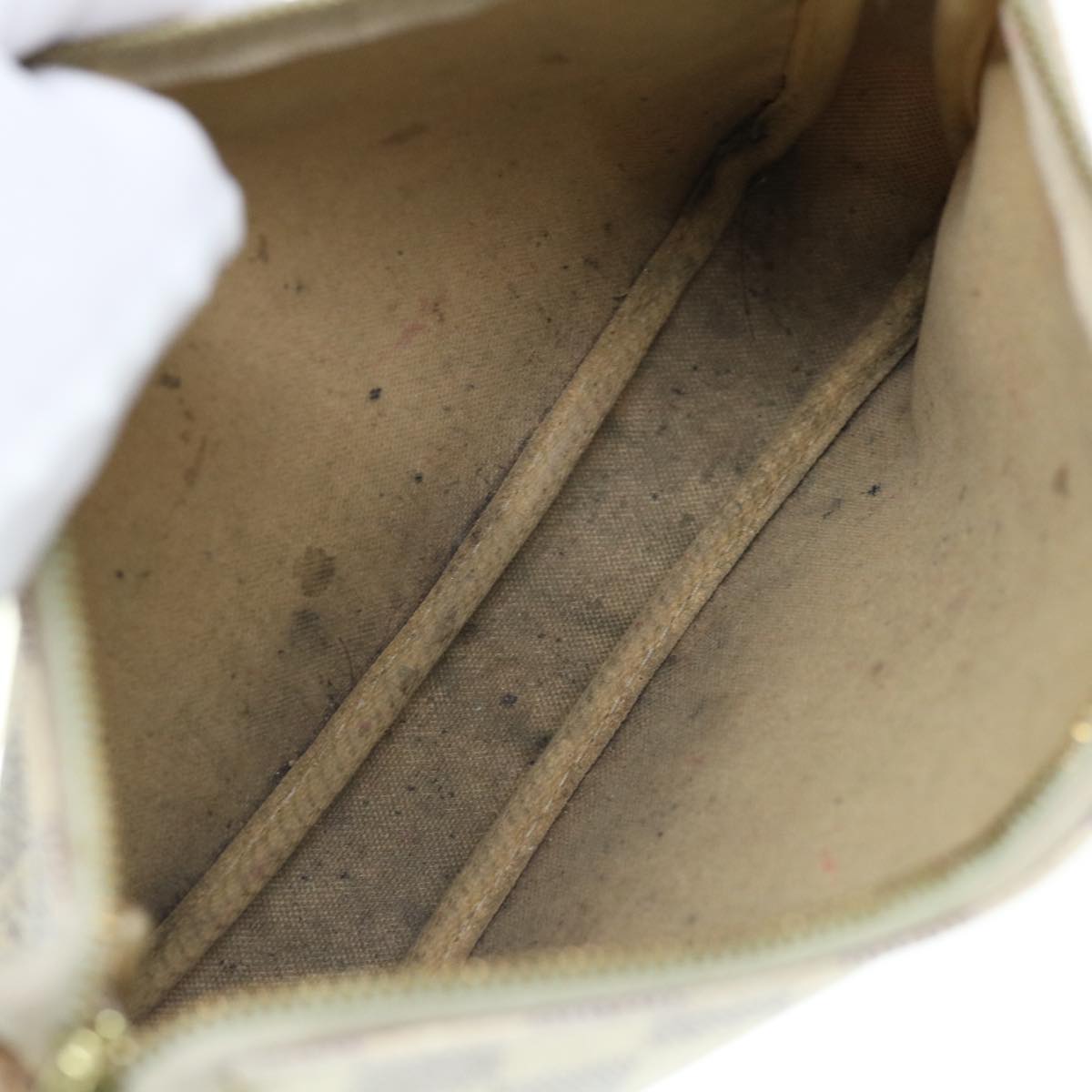LOUIS VUITTON Pochette Accessoire Clutch Bag