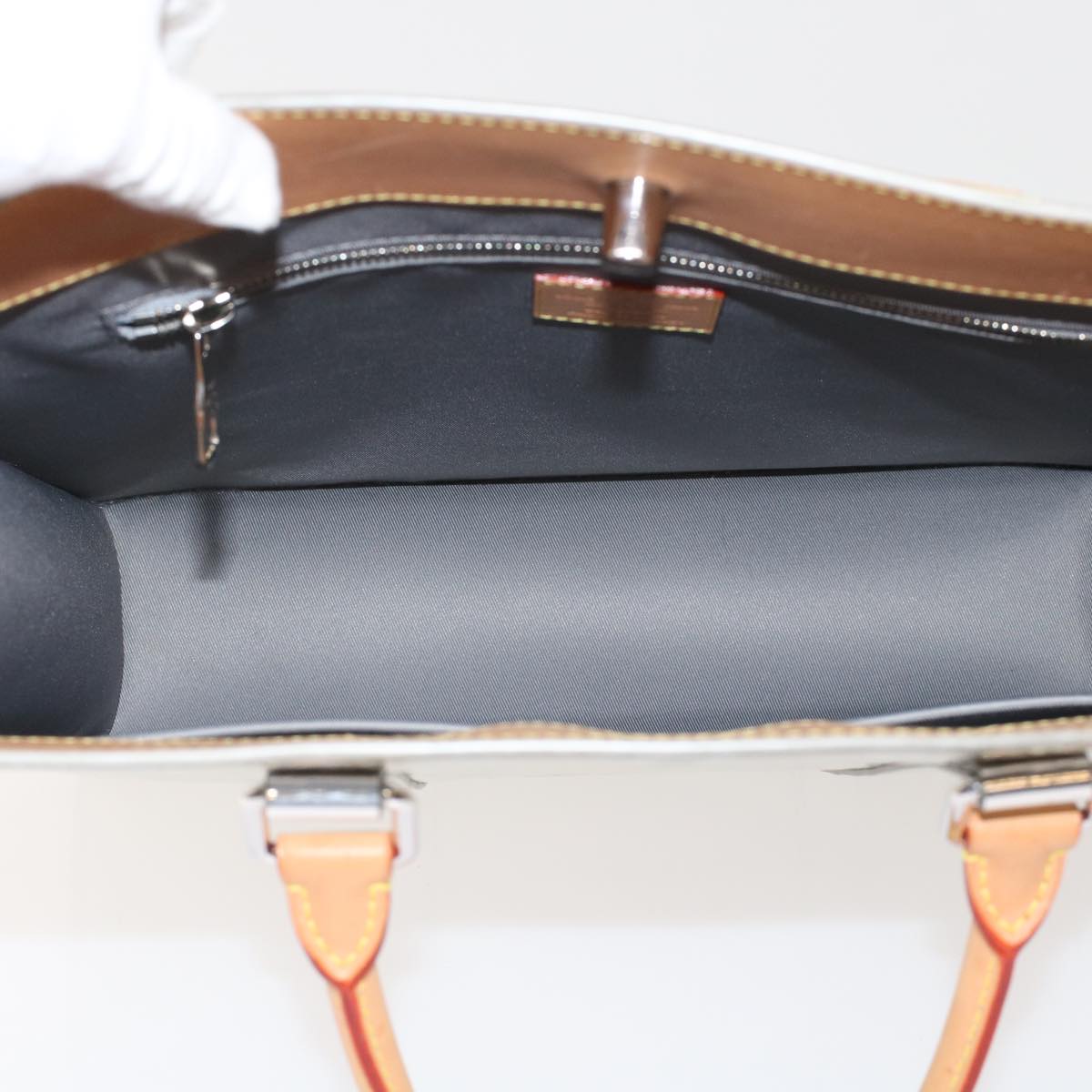 LOUIS VUITTON Sac plat Handbag
