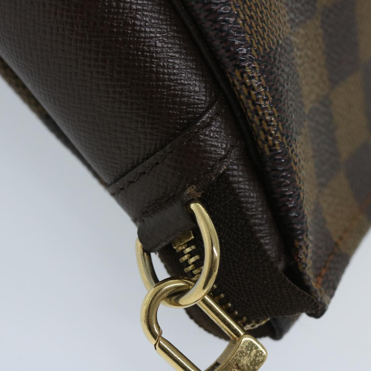 LOUIS VUITTON Trousse makeup Clutch Bag