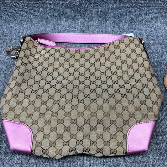 Gucci GG Bree Leather Tote Bag