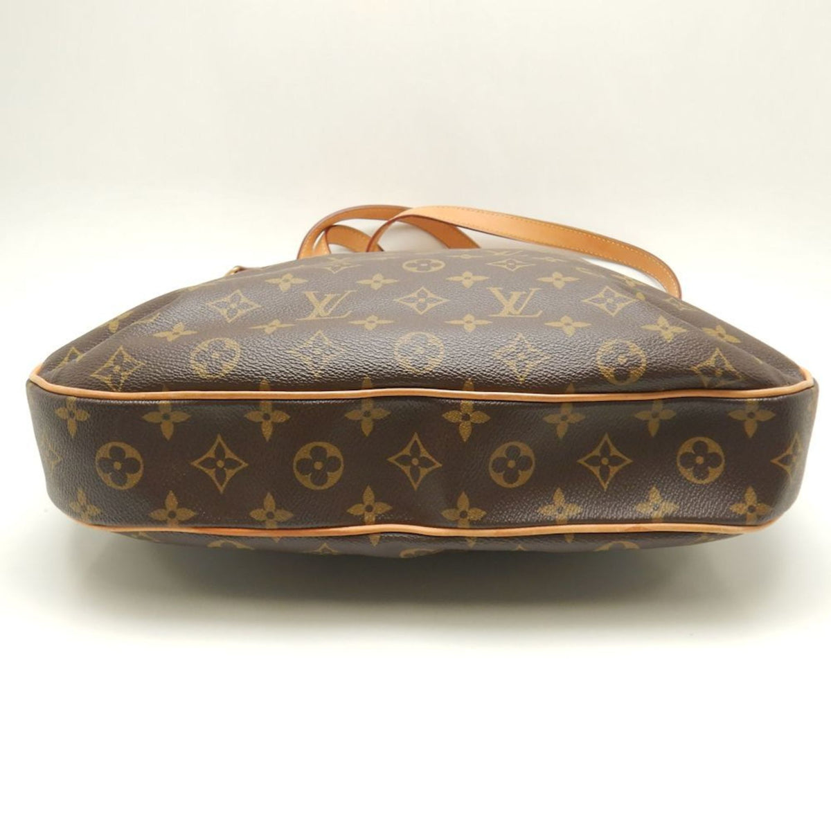 LOUIS VUITTON Odeon Handbag