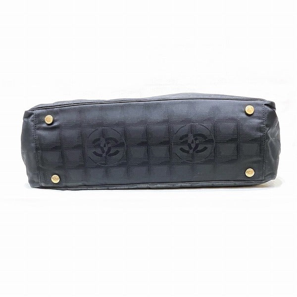 Chanel Nylon Canvas Leather Tote GM A15825