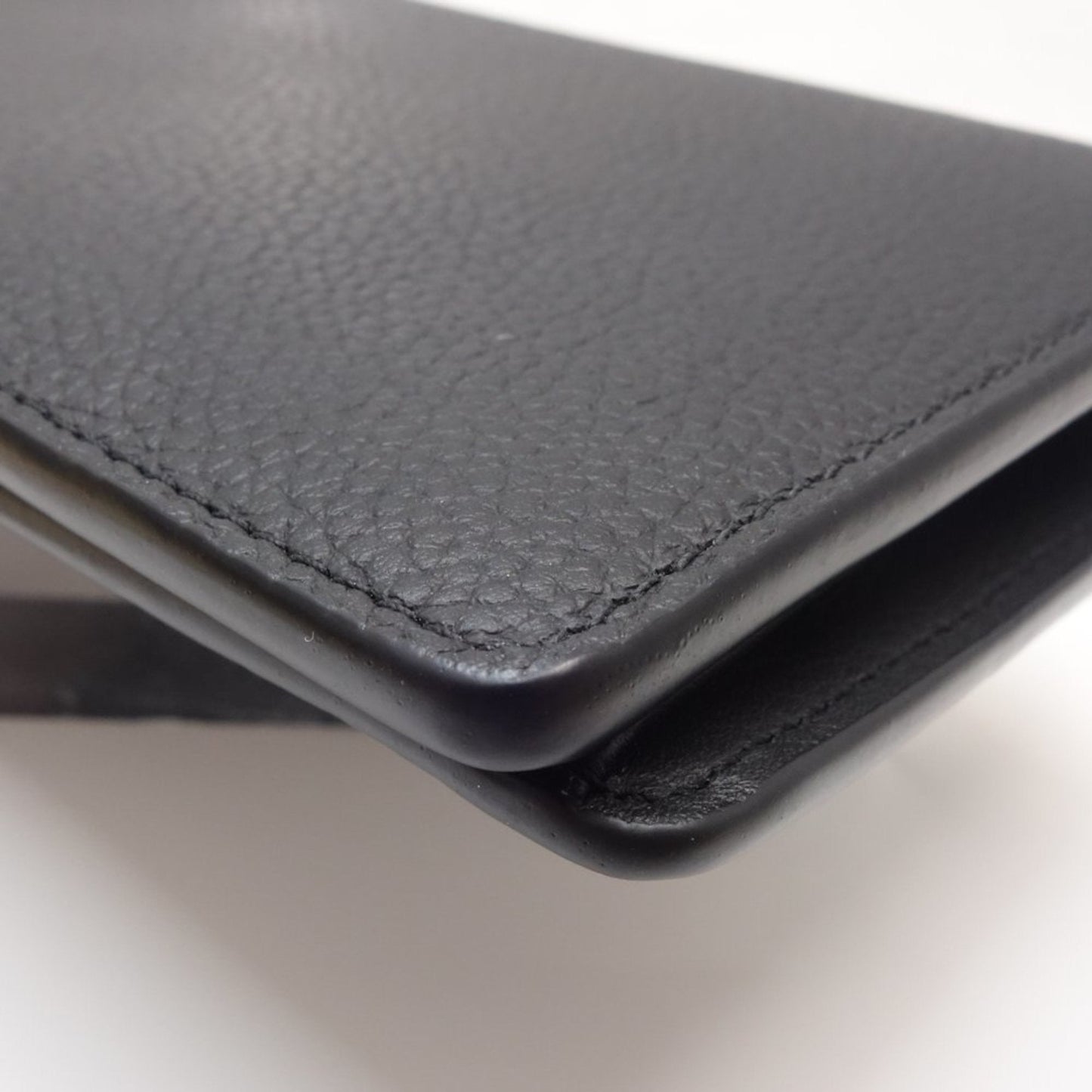 LOUIS VUITTON Portefeuille Brazza Wallet
