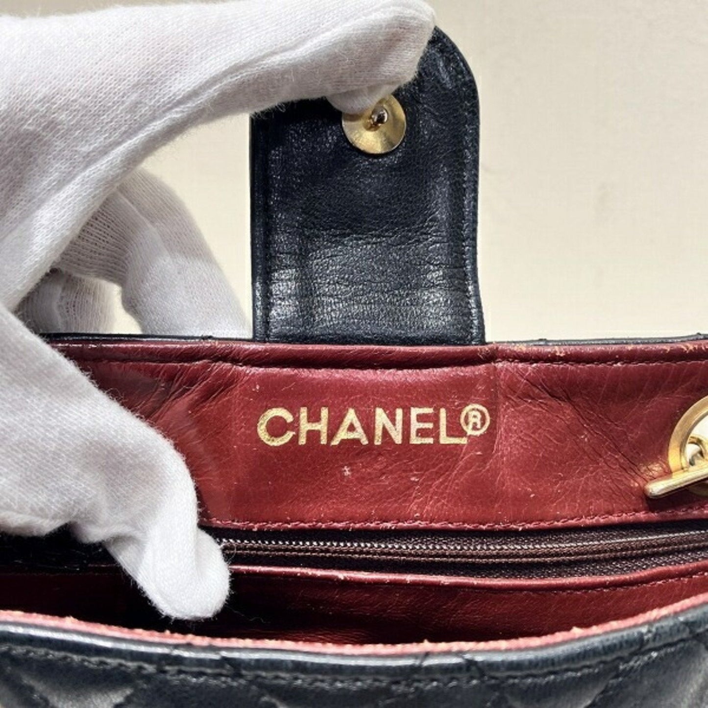 CHANEL Shoulder Bag