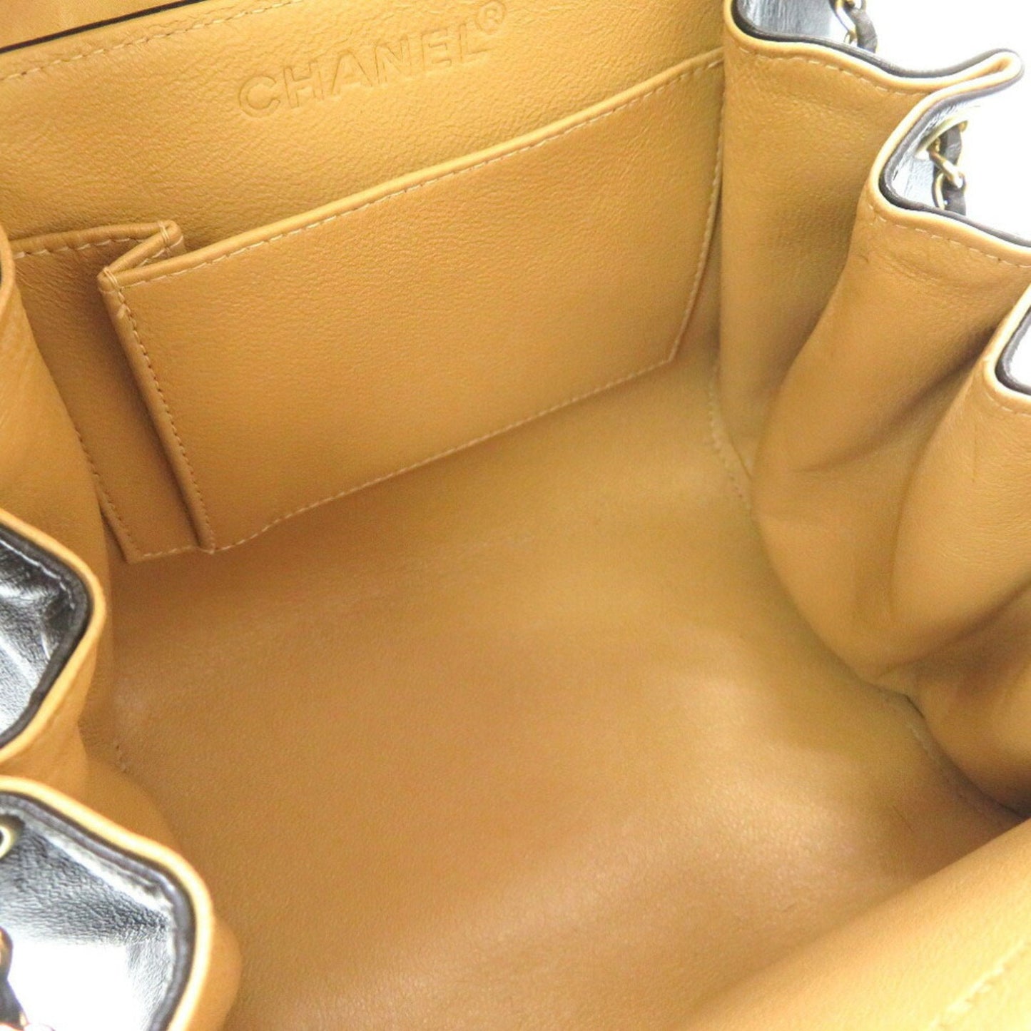 CHANEL 2,55 Shoulder Bag