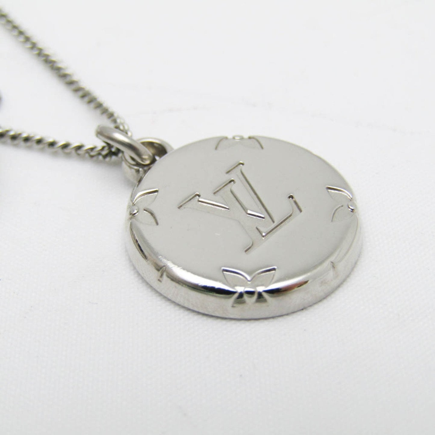 LOUIS VUITTON Monogram Necklace