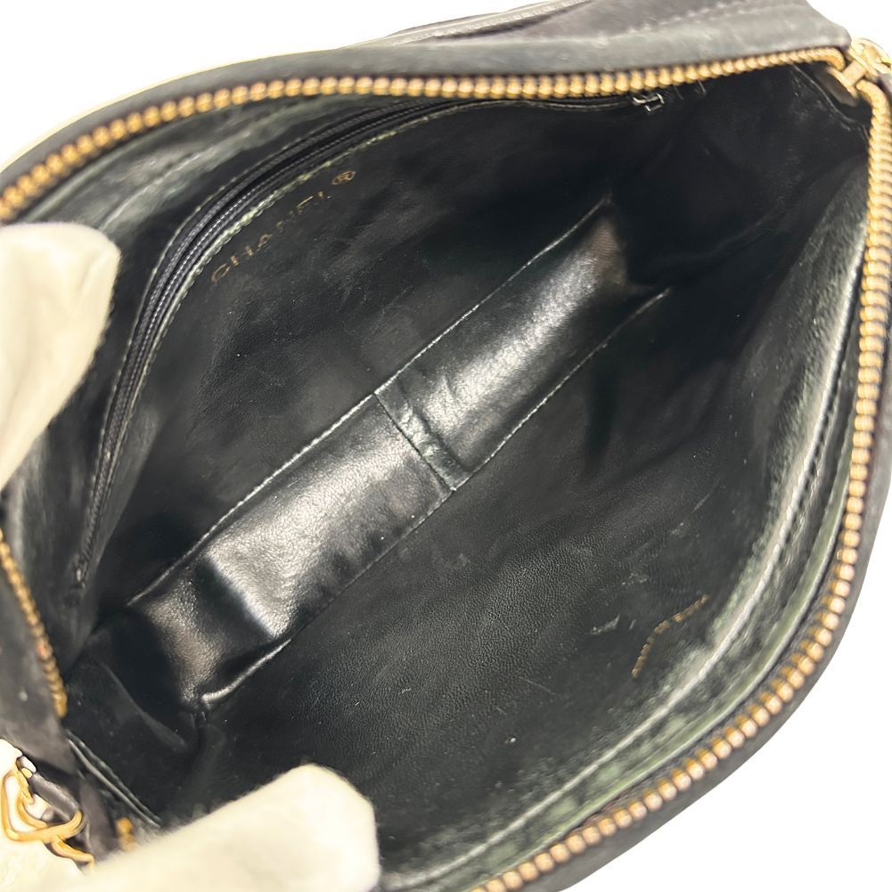 CHANEL Cc Shoulder Bag