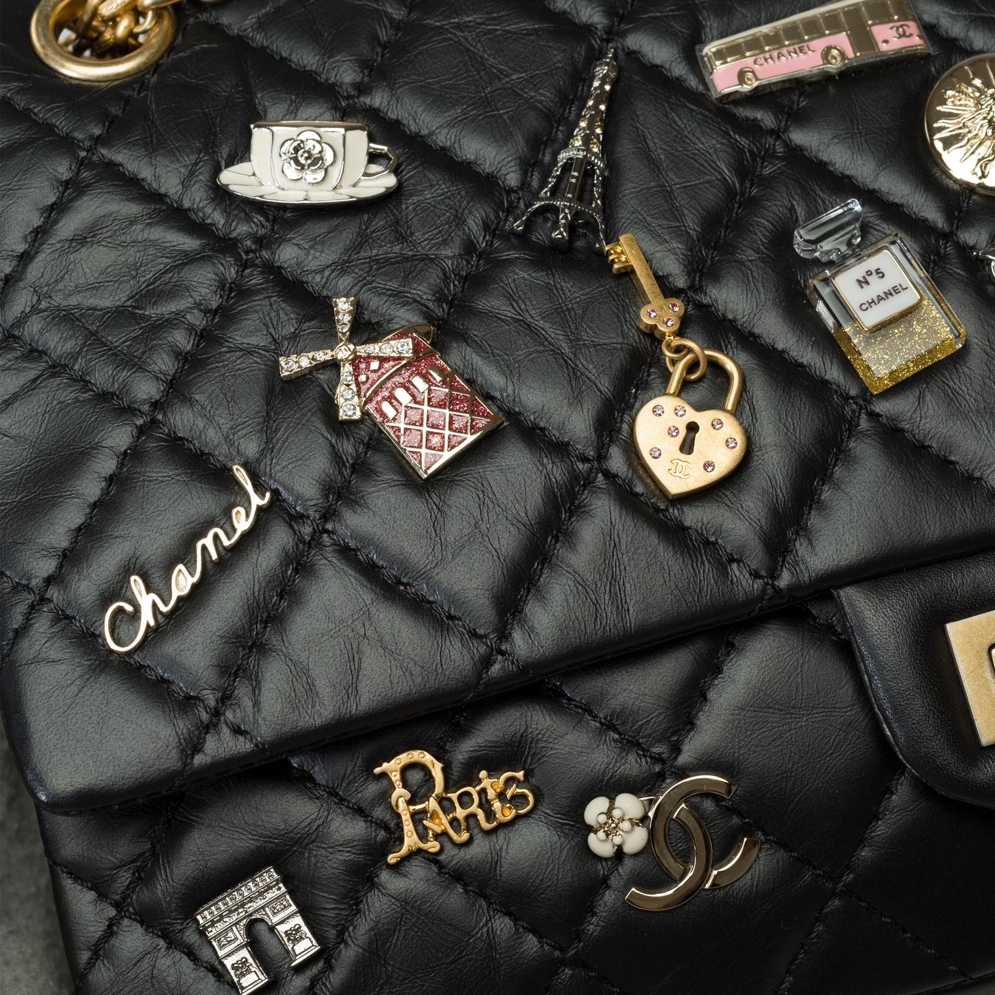 Top Quality Chanel Lucky Charms 2.55 double New shoulder bag in black quilted leather, AGHW