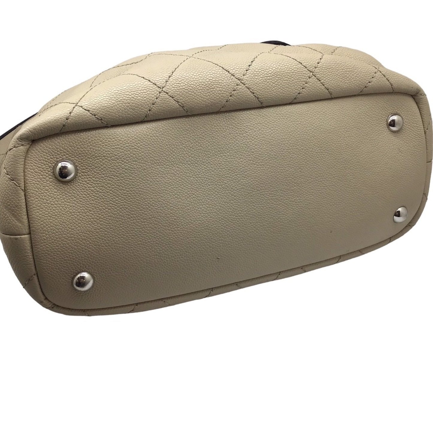 CHANEL Matelasse Tote