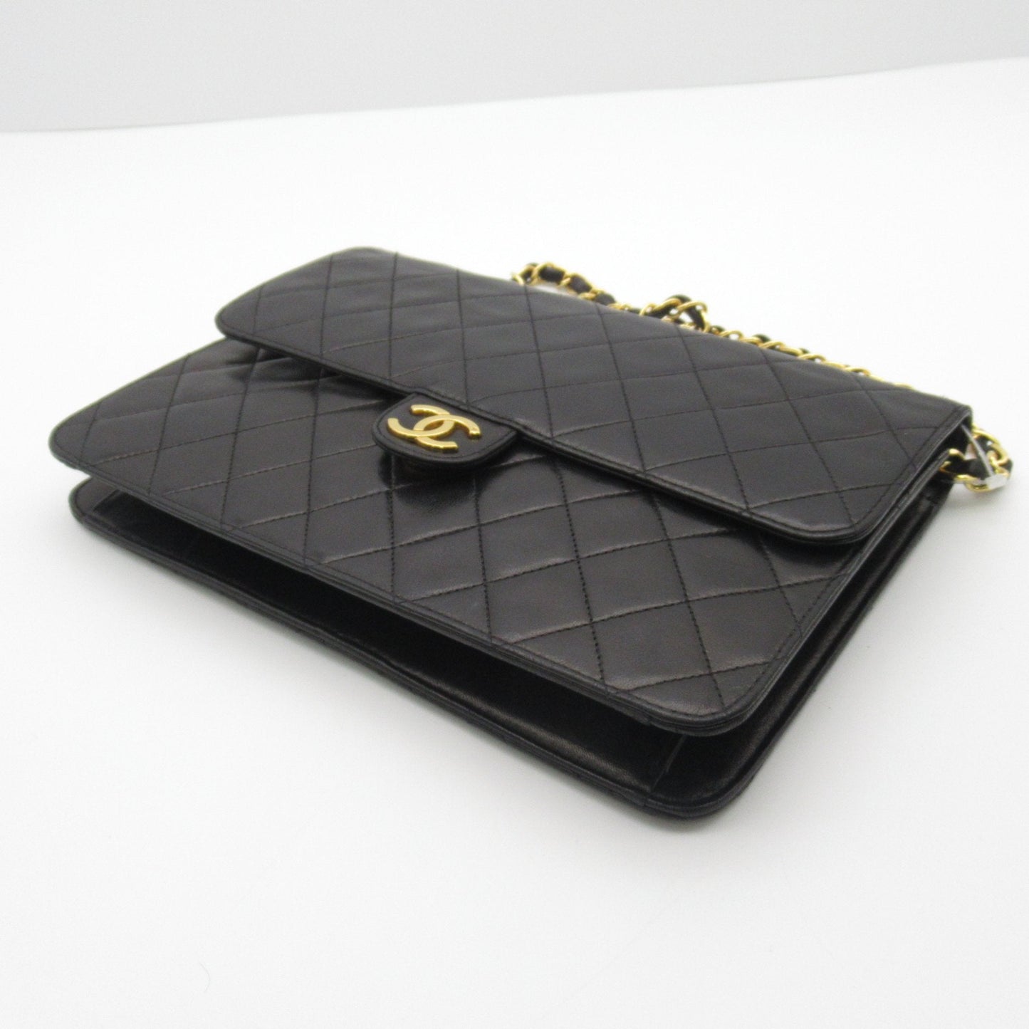 CHANEL Matelasse Shoulder Bag