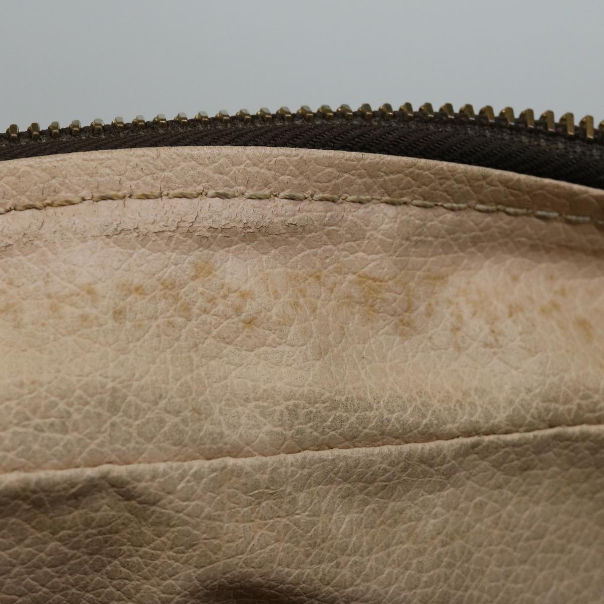LOUIS VUITTON Trousse Toilette 28 Clutch Bag