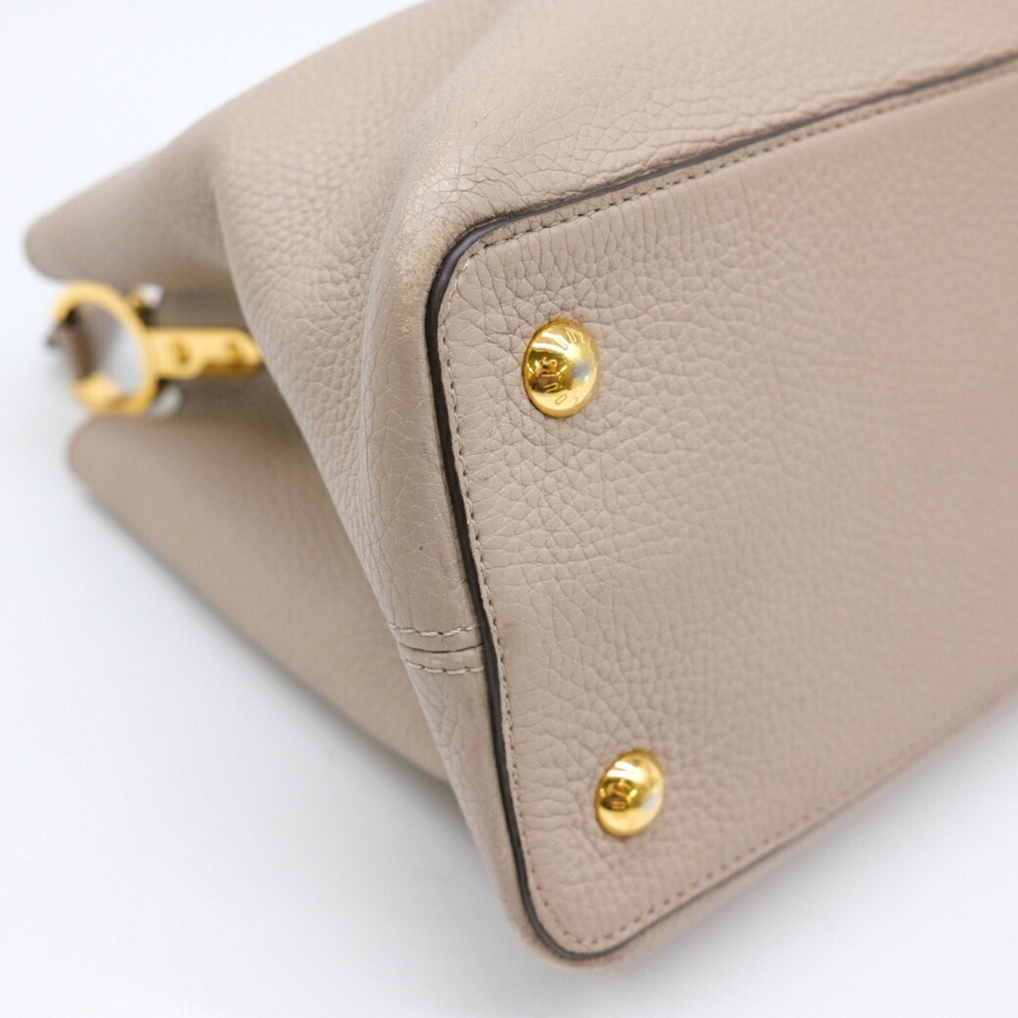 LOUIS VUITTON Capucines Tote