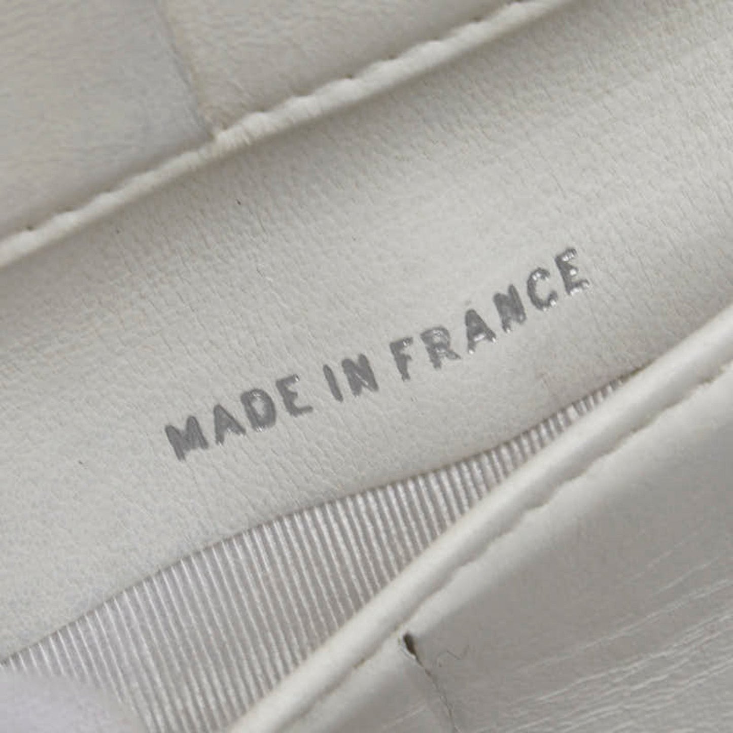 Top Quality Chanel Logo CC Wallet