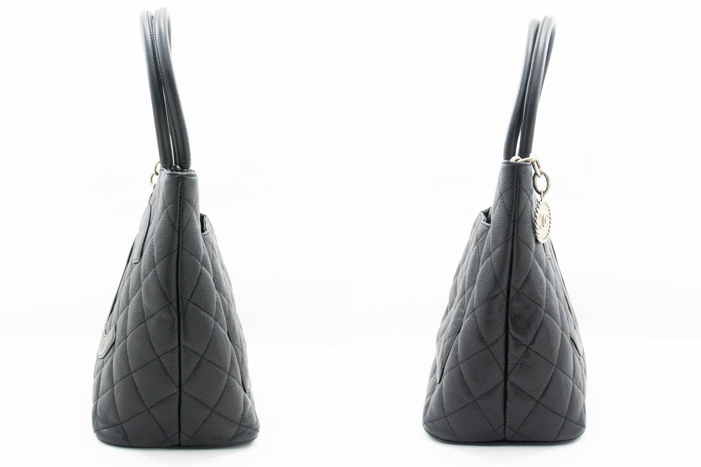 CHANEL Medaillon Tote