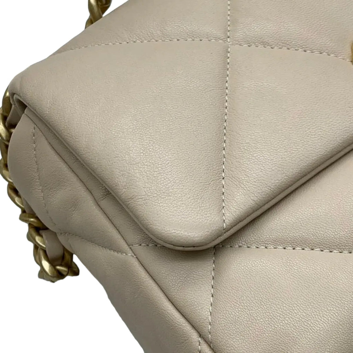 Lambskin Quilted Chanel 19 Flap Small Beige MHW