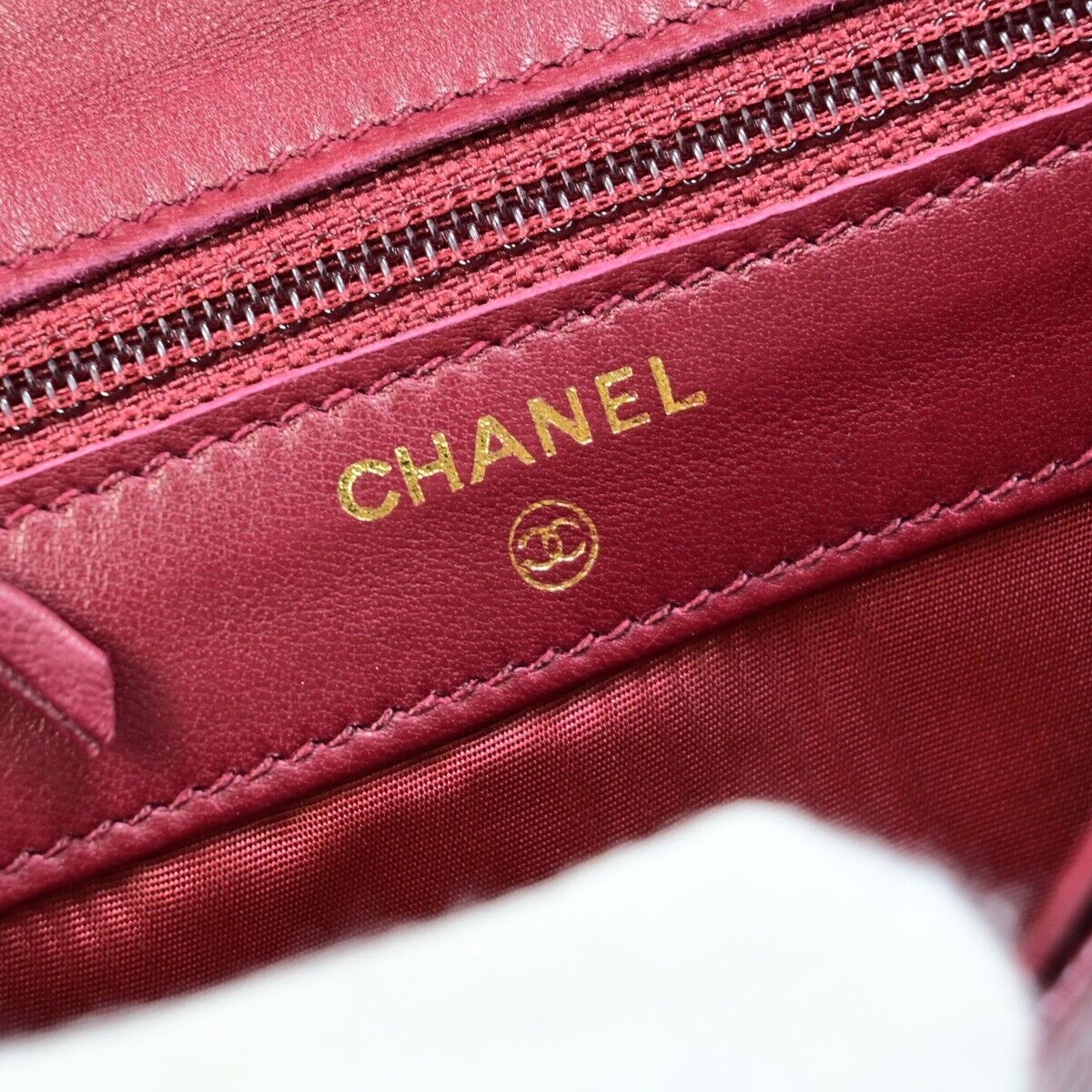 CHANEL Logo CC Wallet