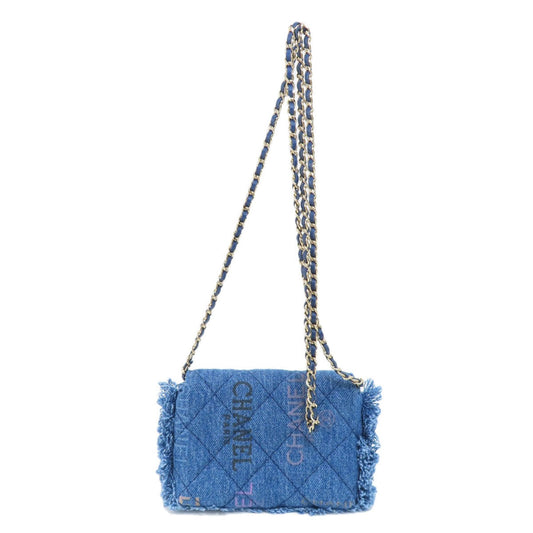 CHANEL Matelasse Shoulder Bag
