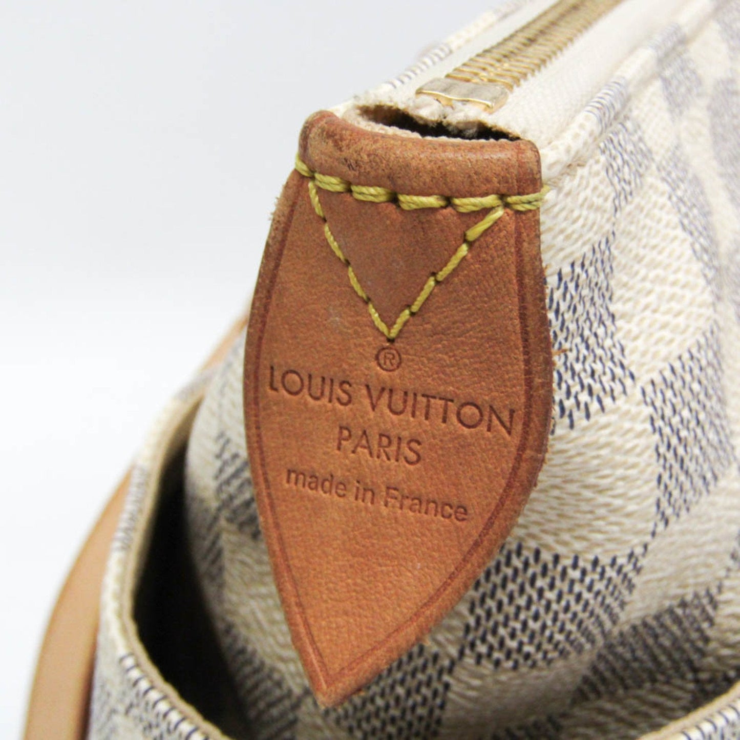 LOUIS VUITTON Totally Tote