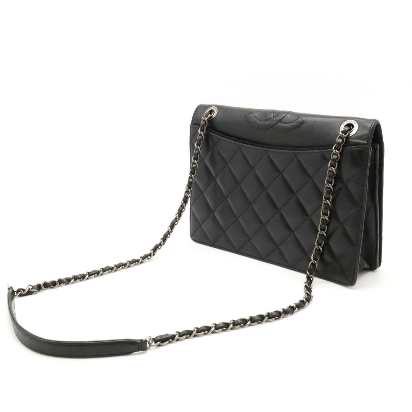CHANEL Matelasse Shoulder Bag