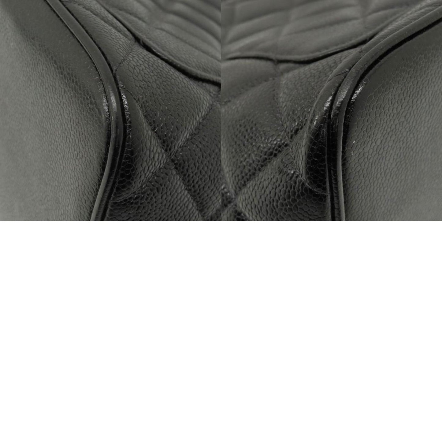 CHANEL Medaillon Tote