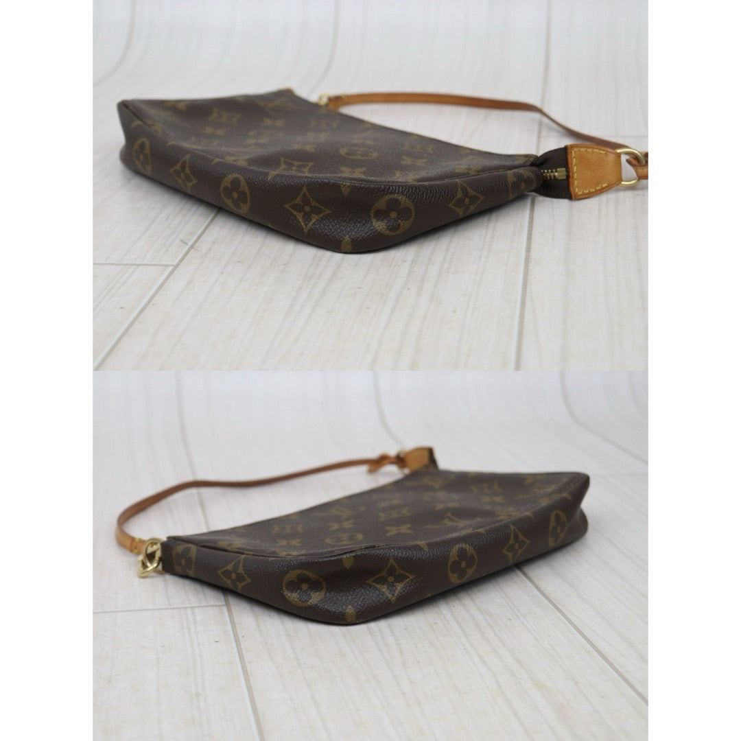 Rank B ｜ LV Monogram Pochette Accessoires Vintage Model｜V24061337