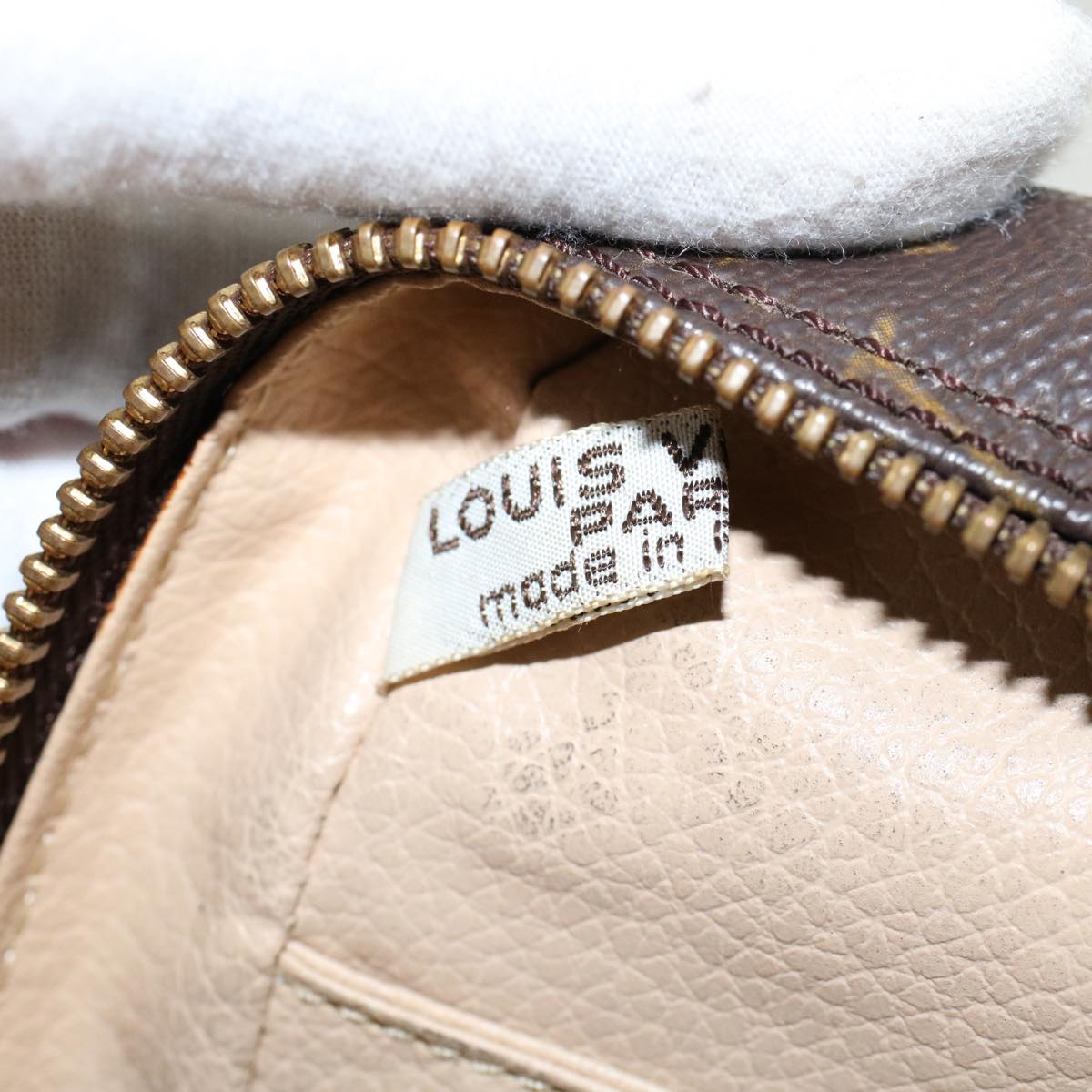 LOUIS VUITTON Truth Toilette 23 Clutch Bag