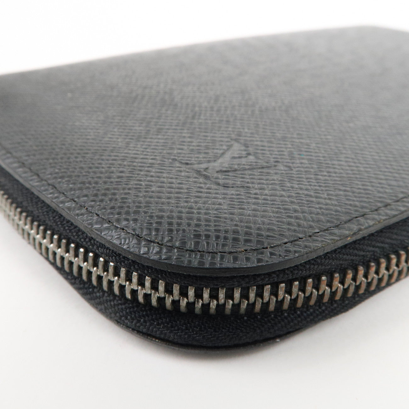 Louis Vuitton Taiga Organizer Atoll Long Wallet Ardoise M30652