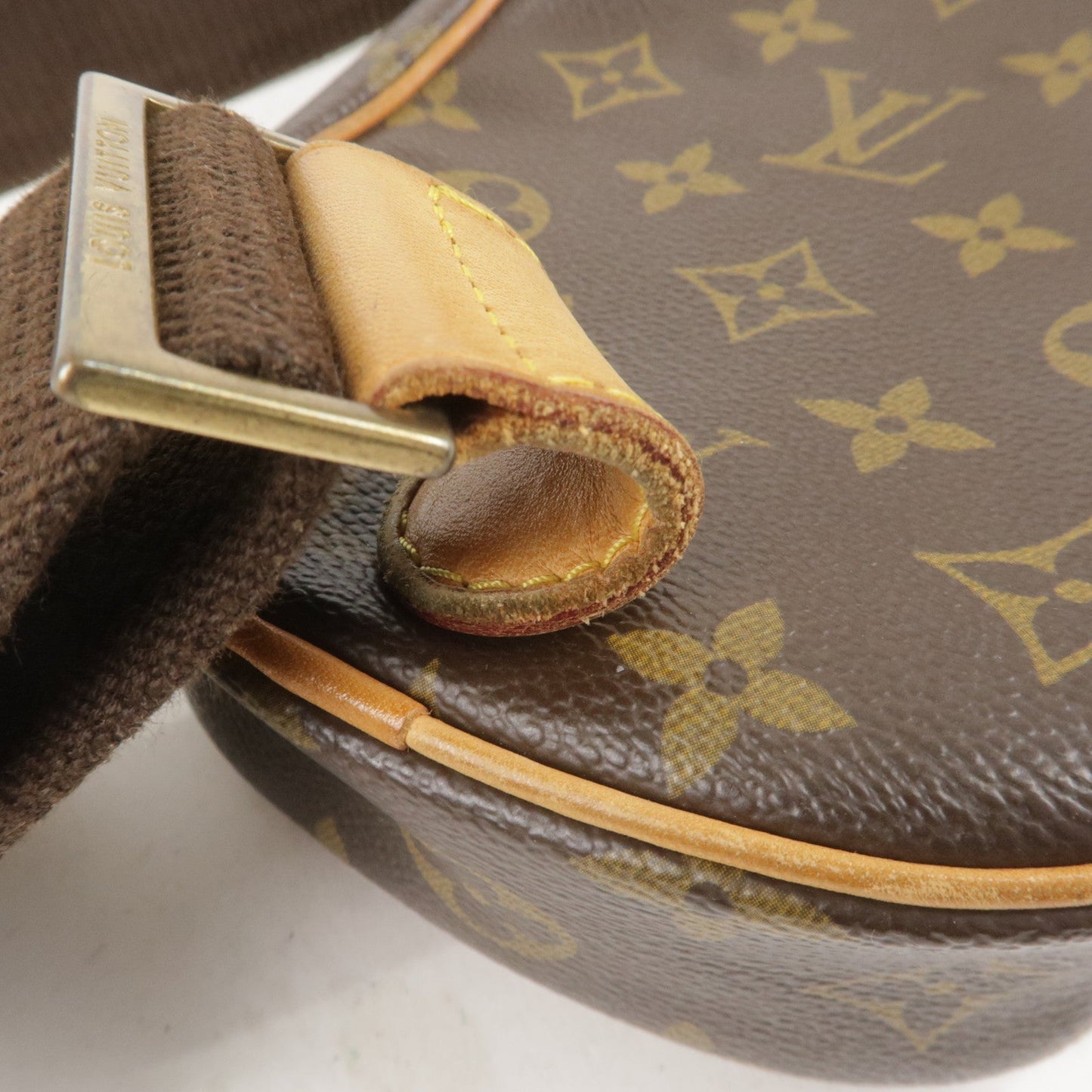 Louis Vuitton Monogram Pochette Gange Crossbody Bag M51870