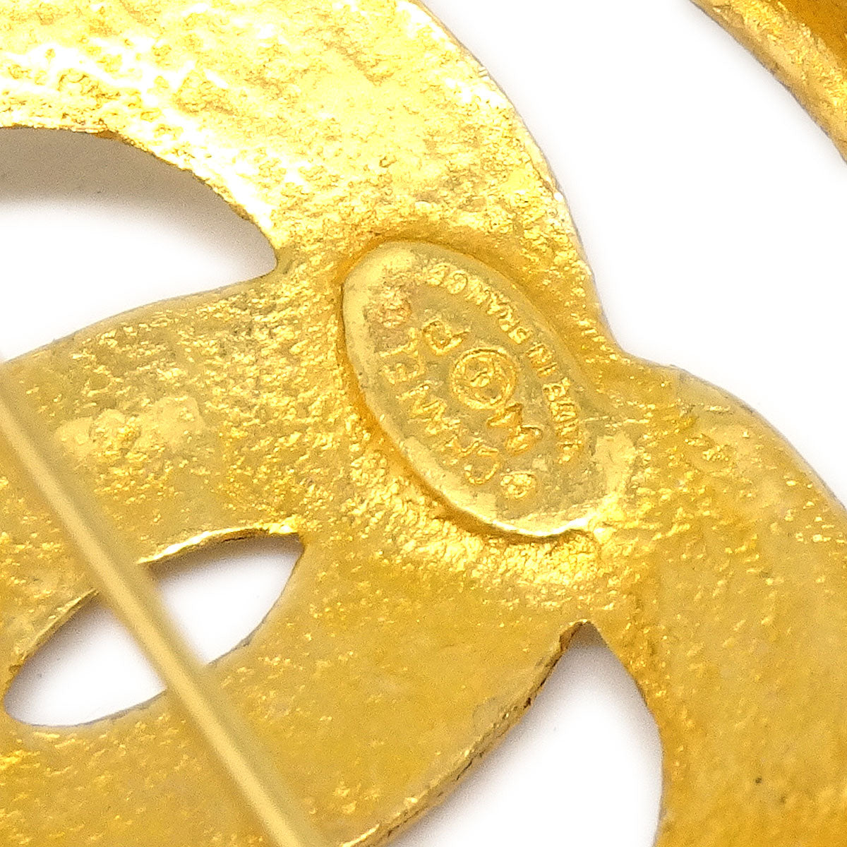 Chanel 1994 CC Spring Border Brooch Large