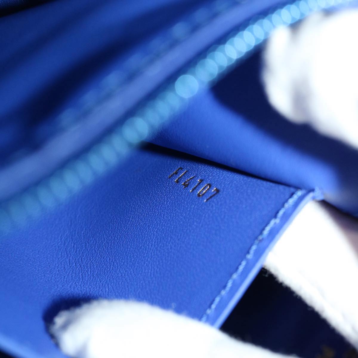 LOUIS VUITTON Neverfull Tote