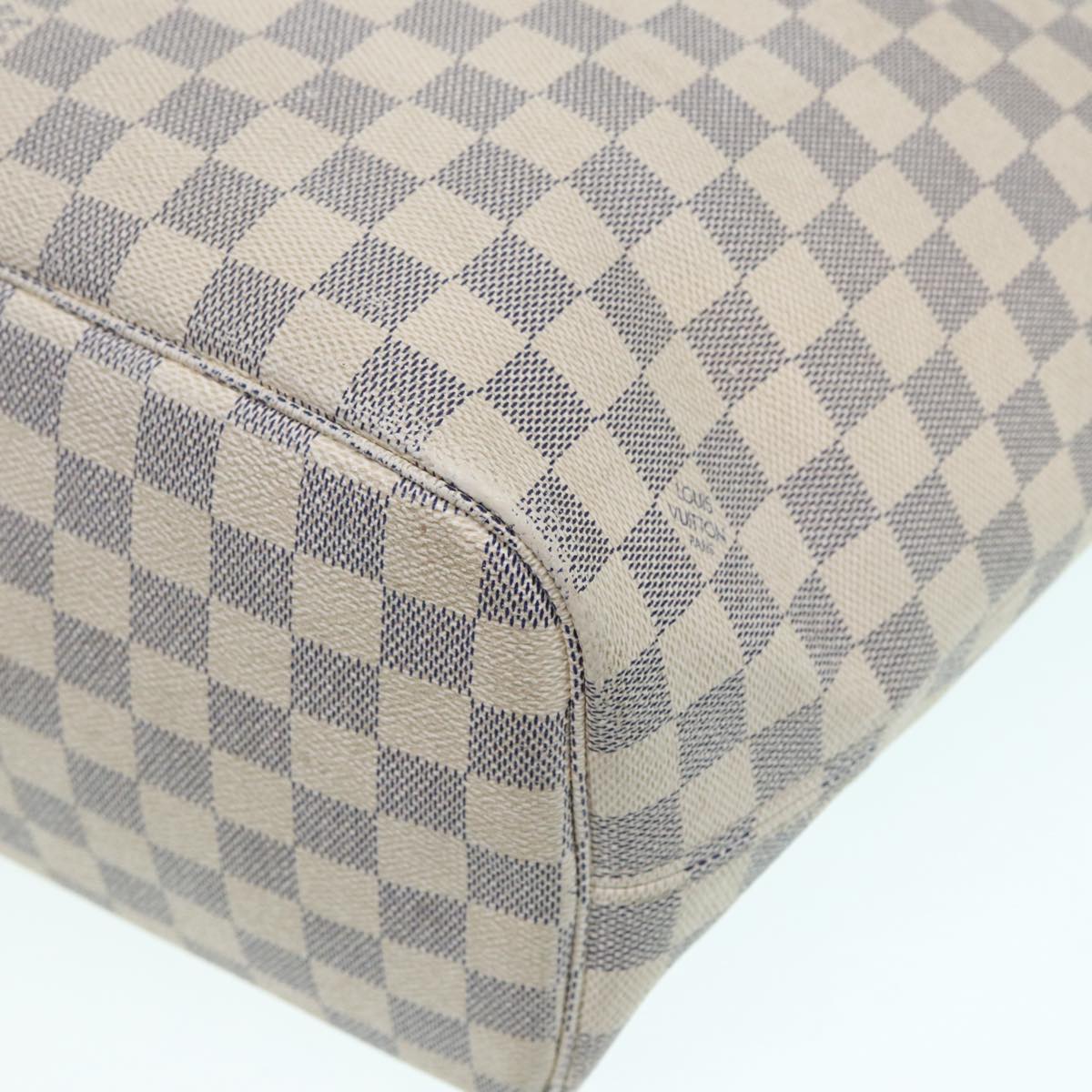 LOUIS VUITTON Neverfull MM Tote