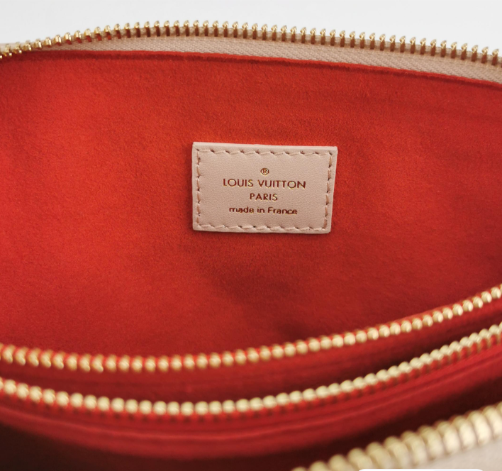 Preloved Louis Vuitton (LV) Coussin bag sheepskin beige 27cm*20cm*12cm 24080478811607