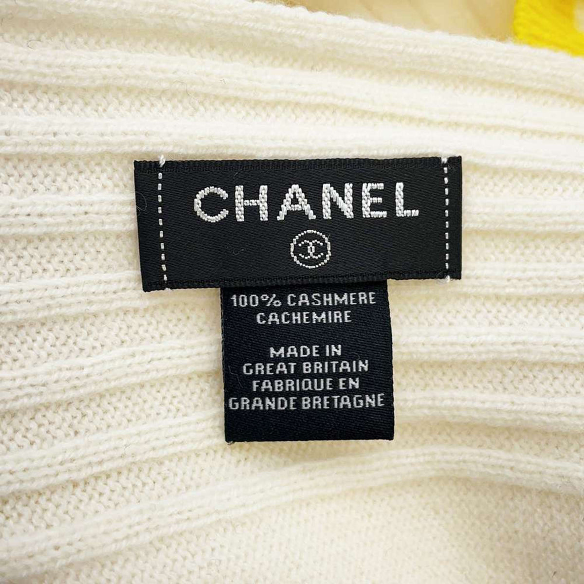 CHANEL Scarves