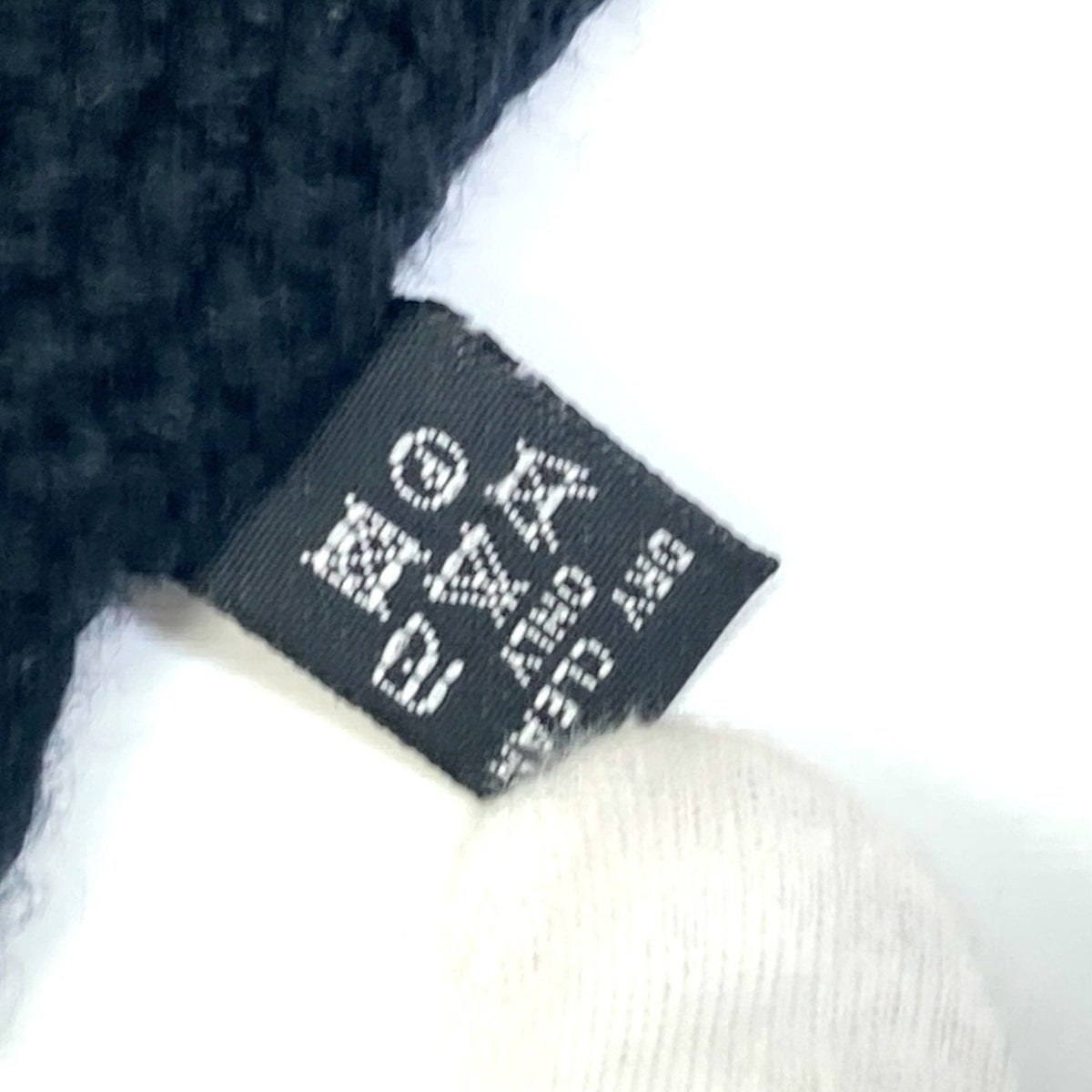 CHANEL Scarves