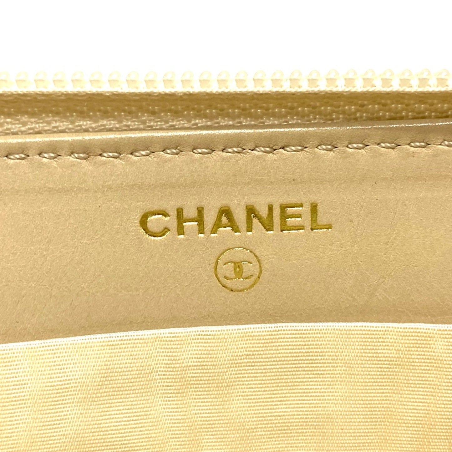 Top Quality Chanel Logo CC Wallet