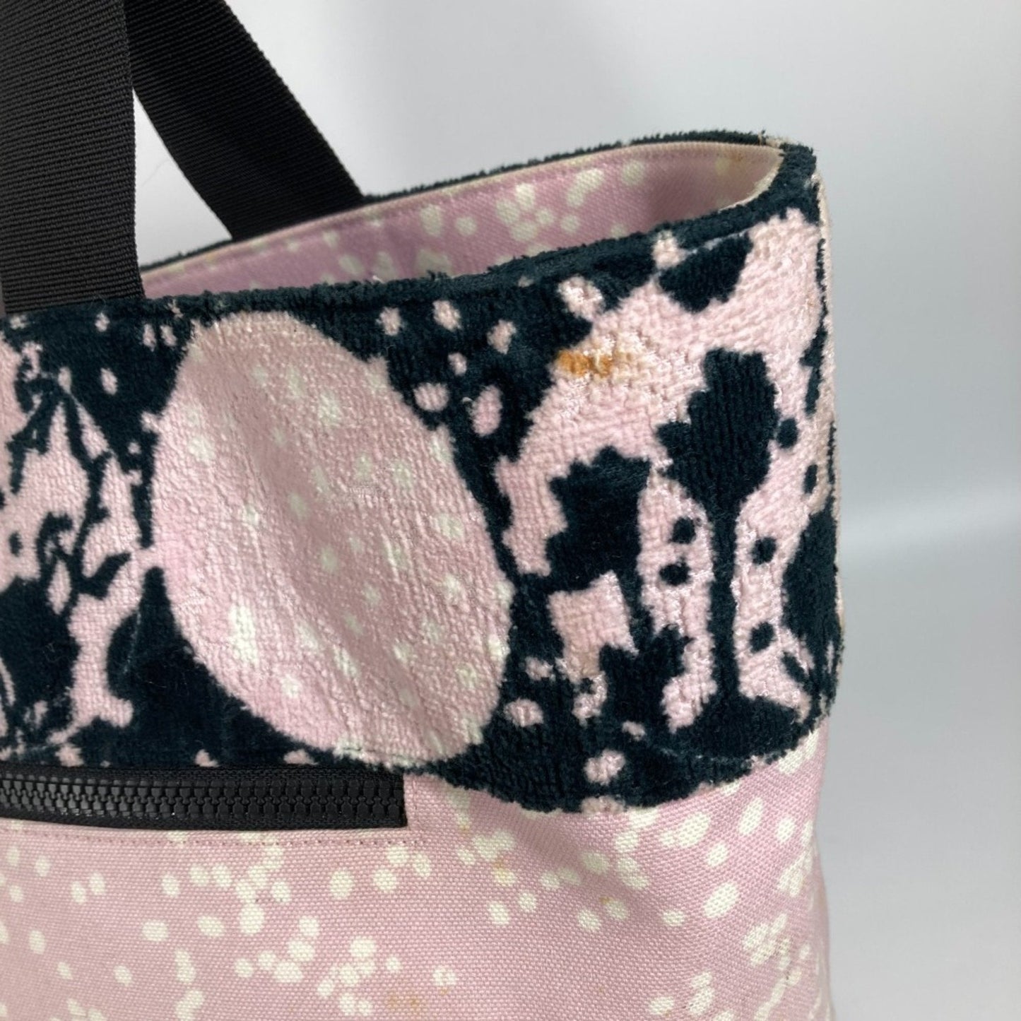 CHANEL Shopping Shoulder Bag