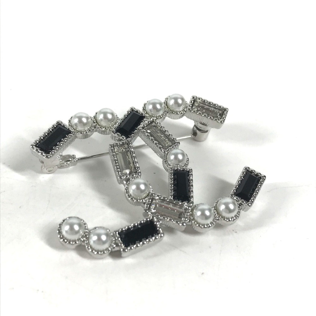 Top Quality Chanel Logo boston Brooch