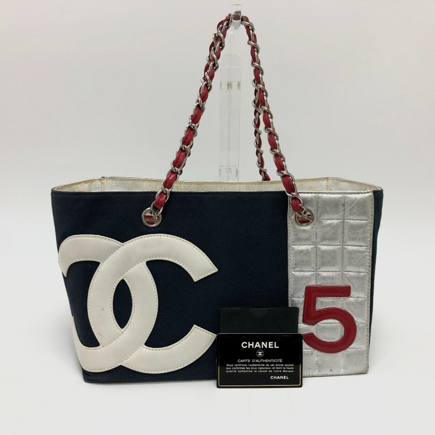 CHANEL Numero 5 Tote