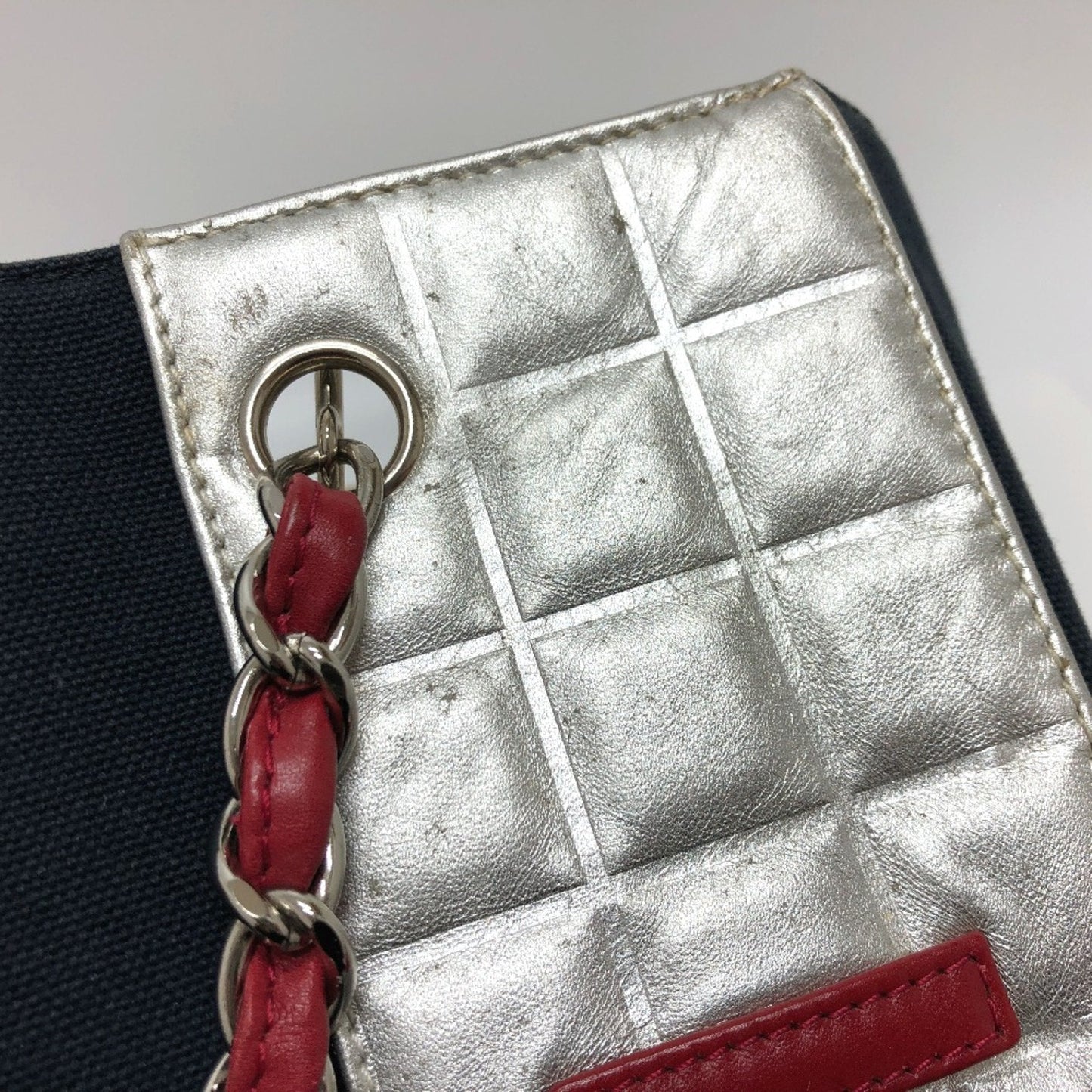 CHANEL Numero 5 Tote