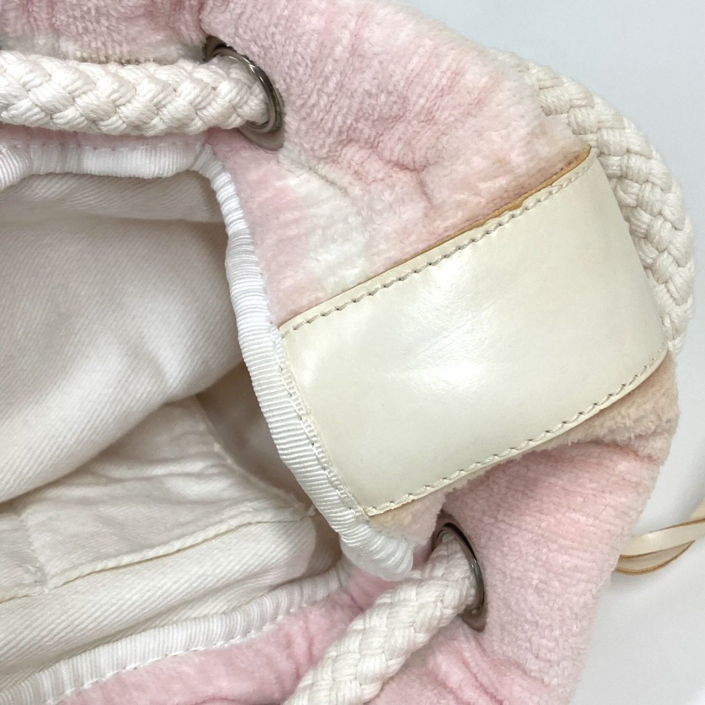 Top Quality Chanel Logo CC Shoulder Bag