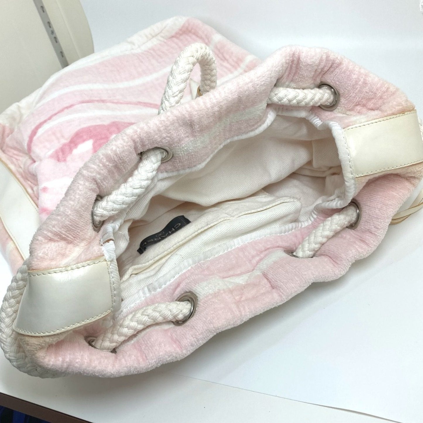 Top Quality Chanel Logo CC Shoulder Bag