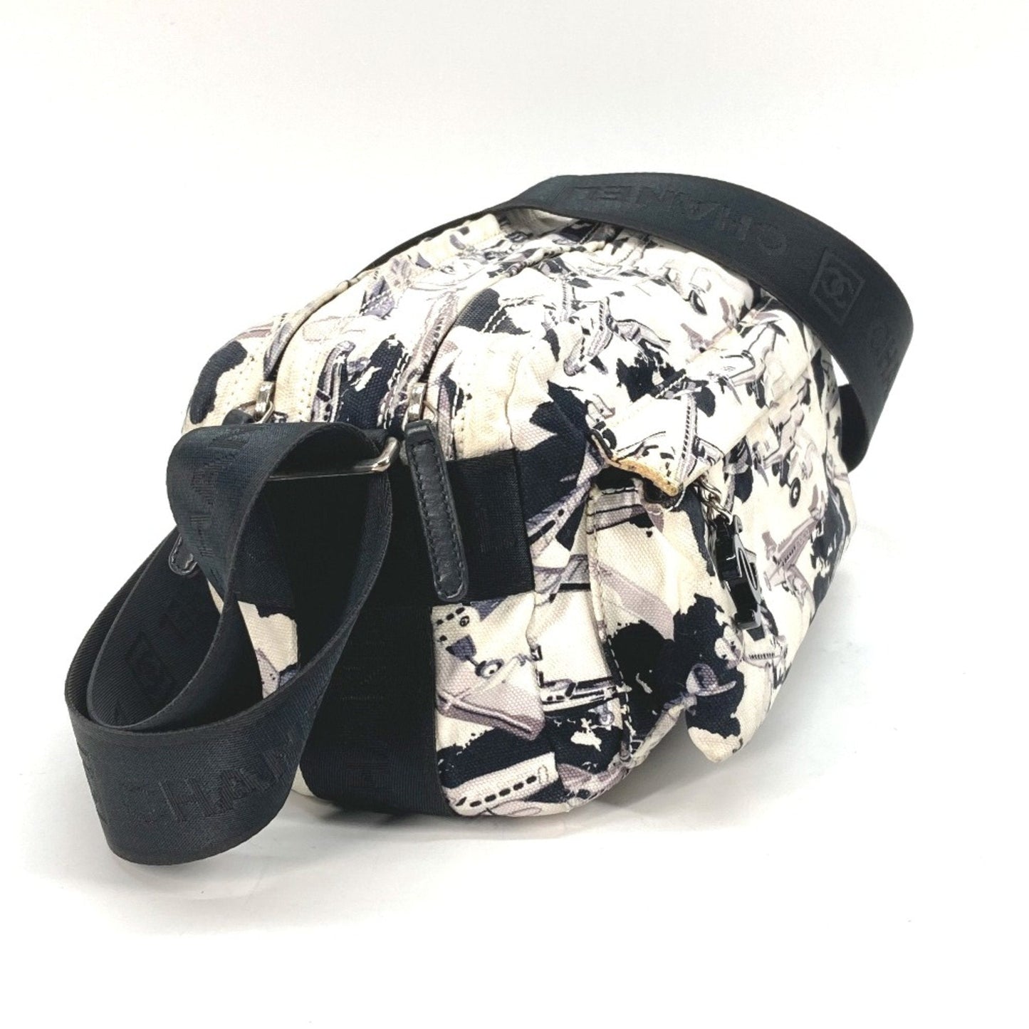 CHANEL Shoulder bag Shoulder Bag