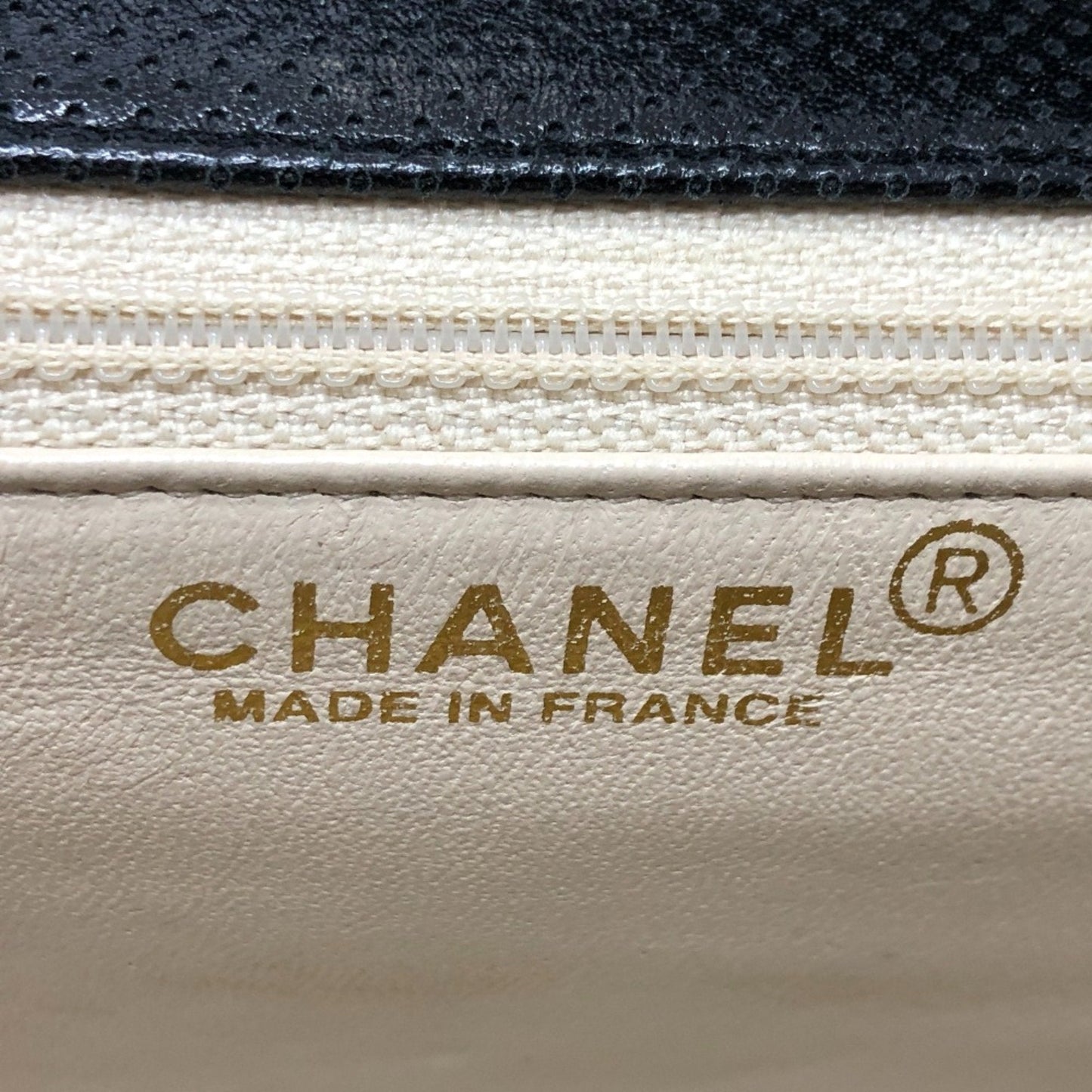 CHANEL Sac à Rabat Shoulder Bag