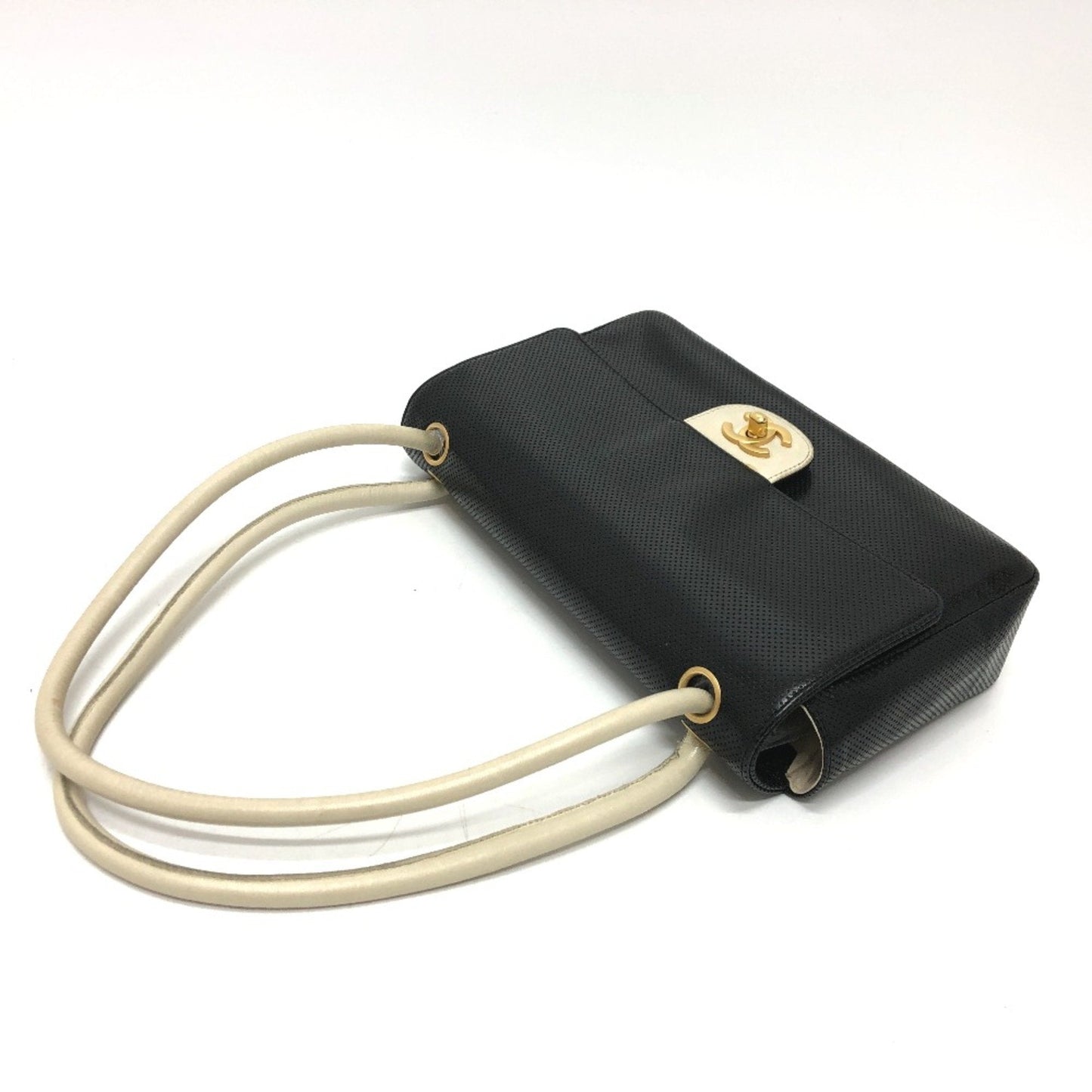 CHANEL Sac à Rabat Shoulder Bag