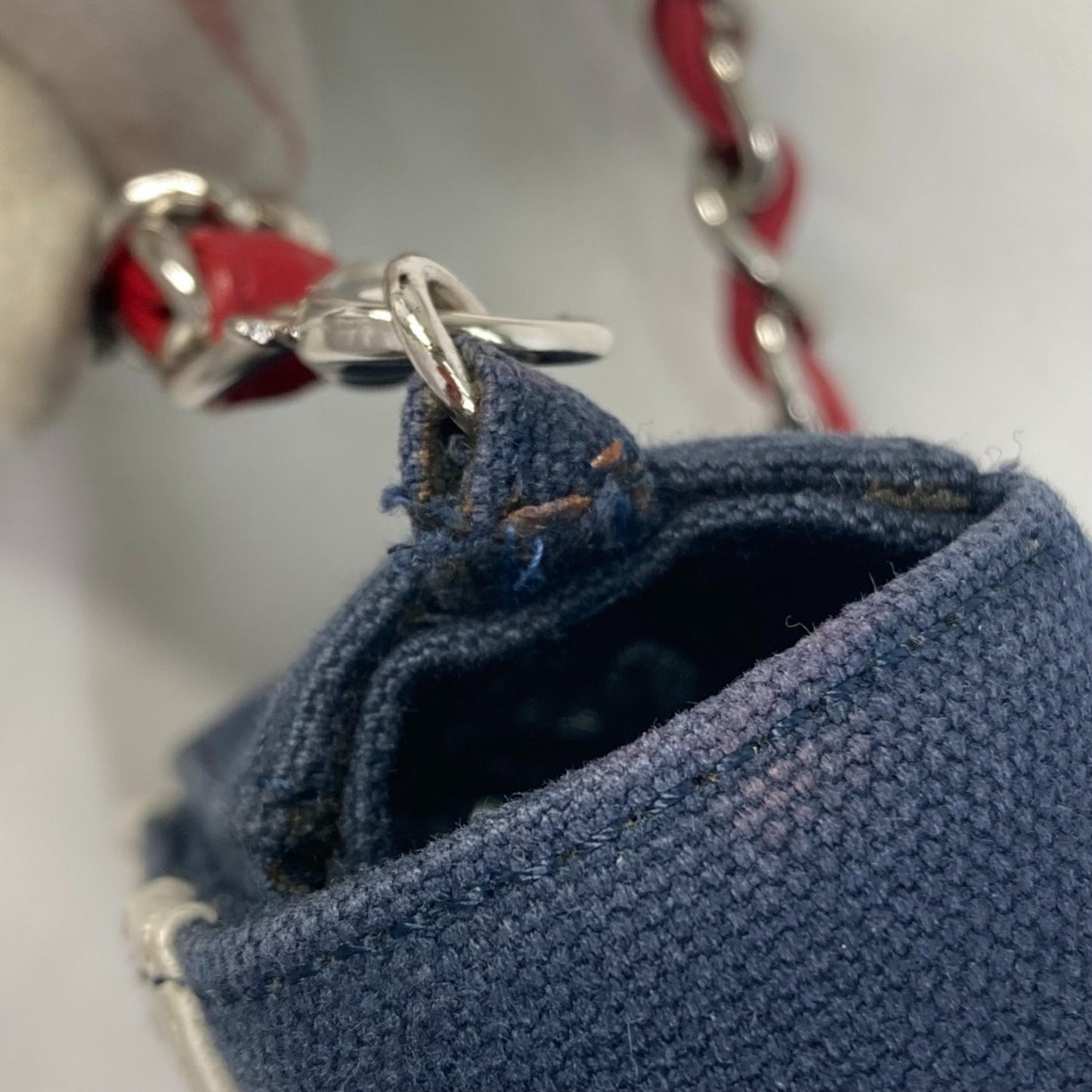 Top Quality Chanel Numero 5 Shoulder Bag